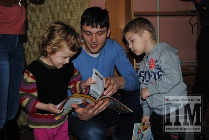 Молоді благодійники із усього Закарпаття завітали до дитячого будинку у Батьові (ФОТОРЕПОРТАЖ) – 08 Молоді благодійники із усього Закарпаття завітали до дитячого будинку у Батьові (ФОТОРЕПОРТАЖ) – 08