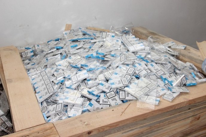 Масштабна контрабанда: через кордон намагалися перевезти майже 140 тисяч пачок сигарет – 04 Масштабна контрабанда: через кордон намагалися перевезти майже 140 тисяч пачок сигарет – 04