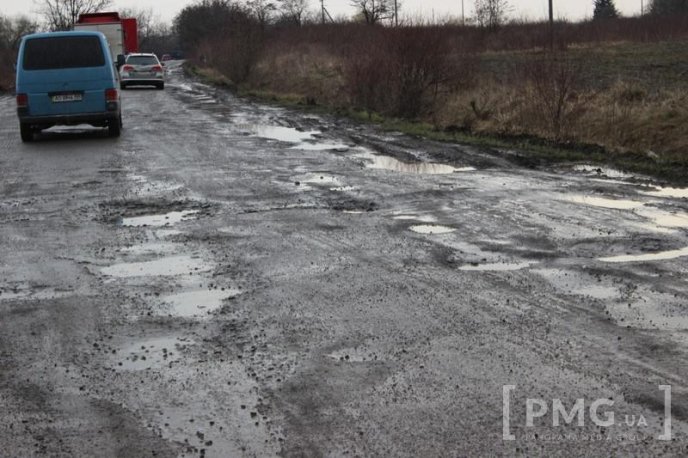 Пряшівська-об’їзна у Мукачеві: стан дороги, який шокує – 07 Пряшівська-об’їзна у Мукачеві: стан дороги, який шокує – 07