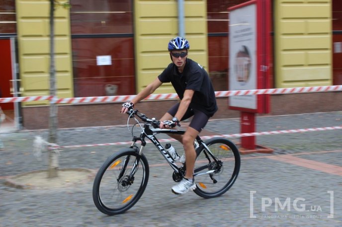 У Мукачеві визначили переможців першої велогонки Закарпаття "Grand Prix Mukachevo 2016 FLEX" – 07