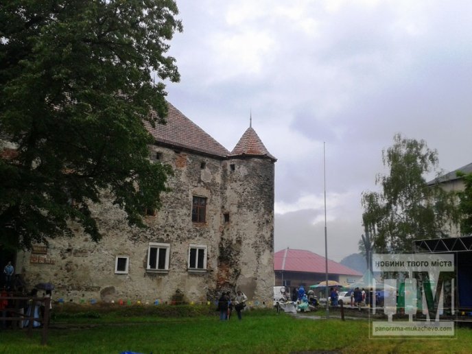 У чинадіївському замку Сент-Міклош проходить фестиваль історичної реконструкції "Срібний Татош" (ФОТО) – 03