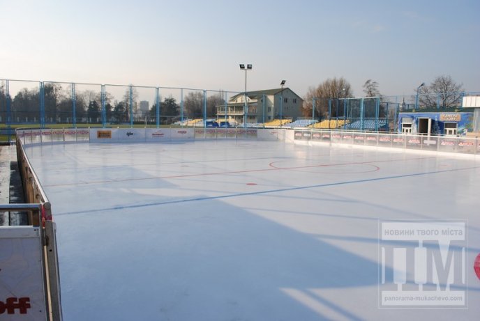 Льодова ковзанка на "Авангарді" вже практично готова (ФОТОРЕПОРТАЖ) – 06 Льодова ковзанка на "Авангарді" вже практично готова (ФОТОРЕПОРТАЖ) – 06