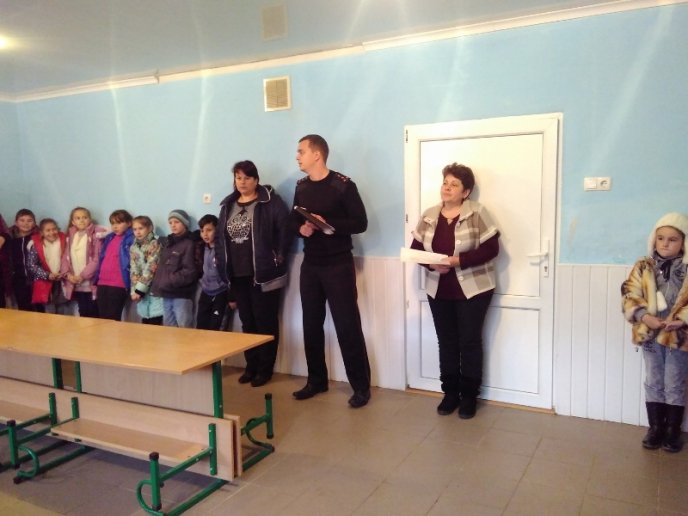 Рятувальники провели урок безпеки для школярів Пістрялівської ЗОШ – 01