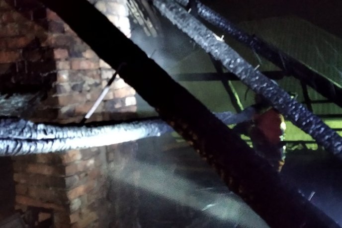 Рятувальники показали фото та розповіли подробиці нічних пожеж на Закарпатті – 01 Рятувальники показали фото та розповіли подробиці нічних пожеж на Закарпатті – 01