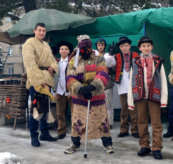 В Ужгороді стартував гастрономічно-колядницький фестиваль «Василля» – 01
