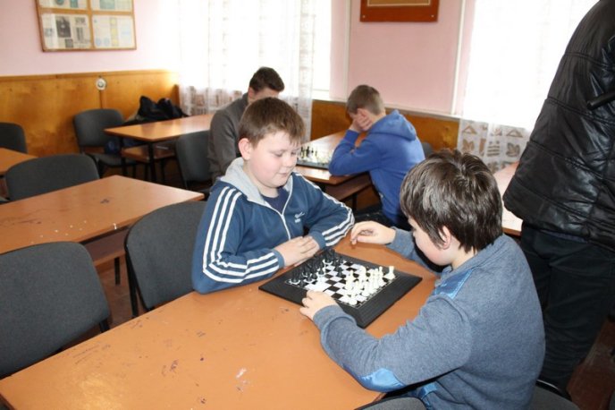 Дубівські школярі опановуватимуть шахову майстерність – 02 Дубівські школярі опановуватимуть шахову майстерність – 02