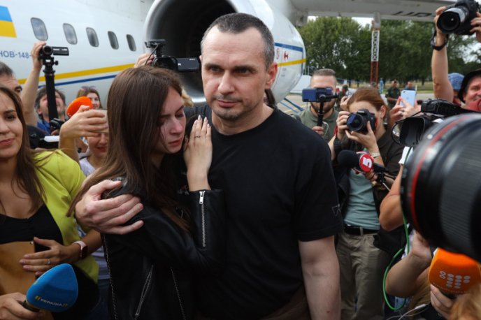 Історичні фото: як зустрічали полонених вдома – 10