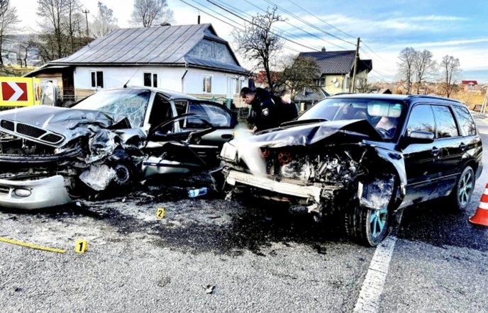 У жахливій ДТП на трасі Мукачево-Рогатин постраждало двоє закарпатців – 03 У жахливій ДТП на трасі Мукачево-Рогатин постраждало двоє закарпатців – 03