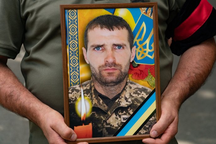 Сьогодні поховали закарпатця, який загинув у Донецькій області – 02