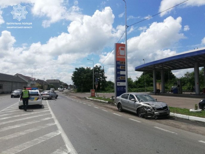 Патрульні розповіли про дві аварії, які трапились учора – 04 Патрульні розповіли про дві аварії, які трапились учора – 04