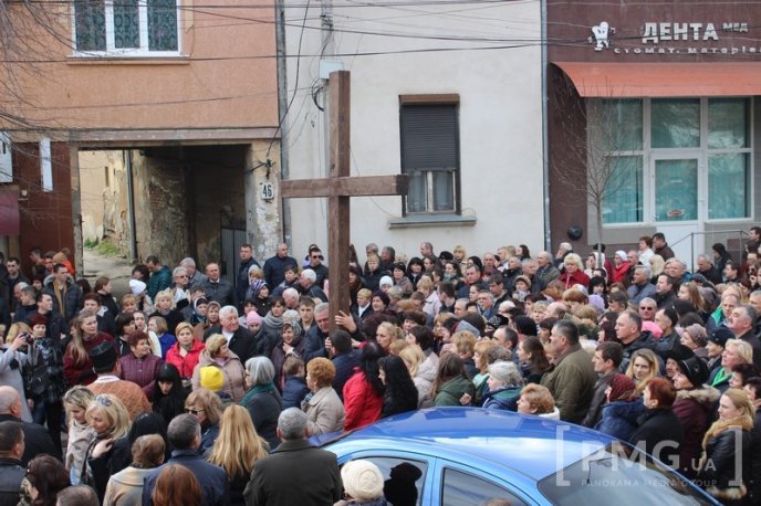 Вулицями Мукачева пройшла Хресна Хода – 39