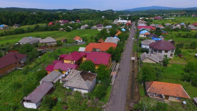 На Закарпатті негода пошкодила понад 800 будинків – 01