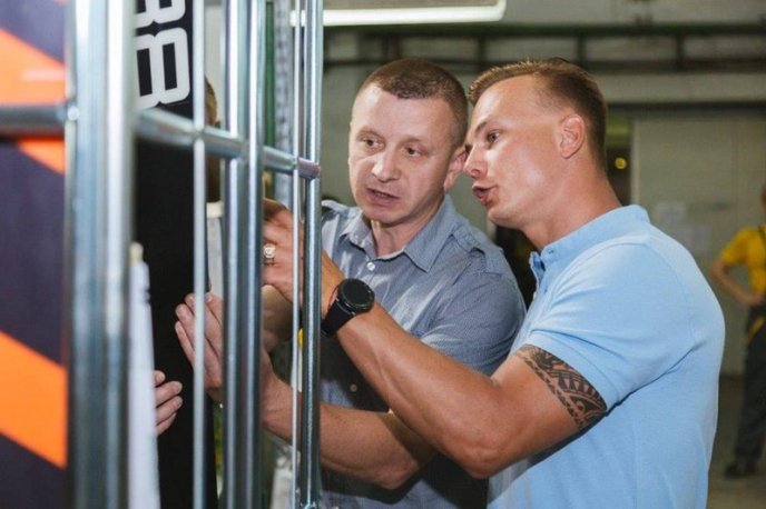 Одне з підприємств Мукачева відвідав олімпійський чемпіон – 03