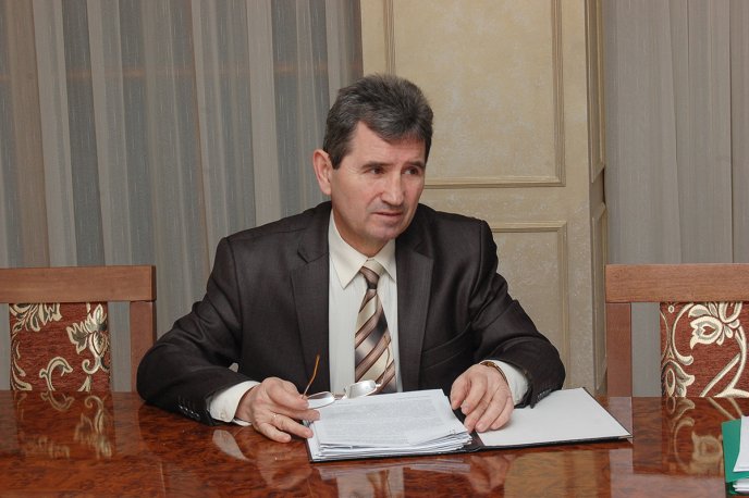 Обласні депутати обговорювали питання, які вирішуватимуться на третьому засіданні облради – 03