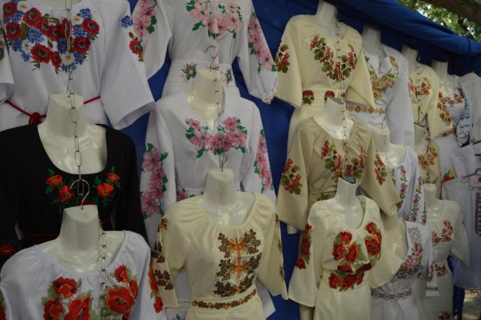 В Ужгороді стартував фестиваль "Медовий спас" – 21