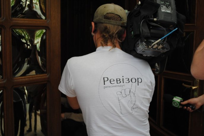 Ревізор уже в Мукачеві: Оля Фреймут інспектує готель "Зірка" (ФОТОРЕПОРТАЖ) – 02