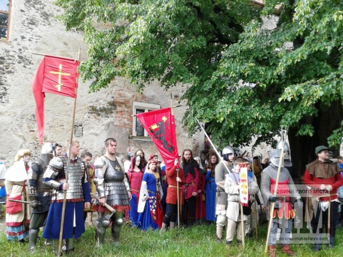 У чинадіївському замку Сент-Міклош проходить фестиваль історичної реконструкції "Срібний Татош" (ФОТО) – 22