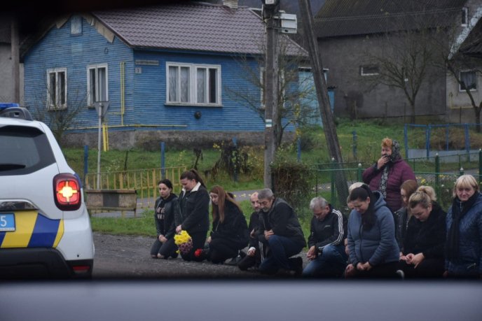 В останню путь провели прикордонника із Закарпаття – 02