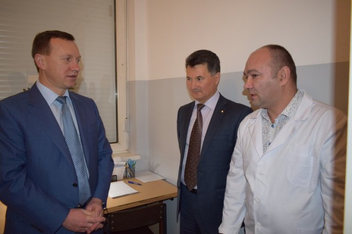 В Ужгороді закупили сучасне обладнання для пологового будинку – 02