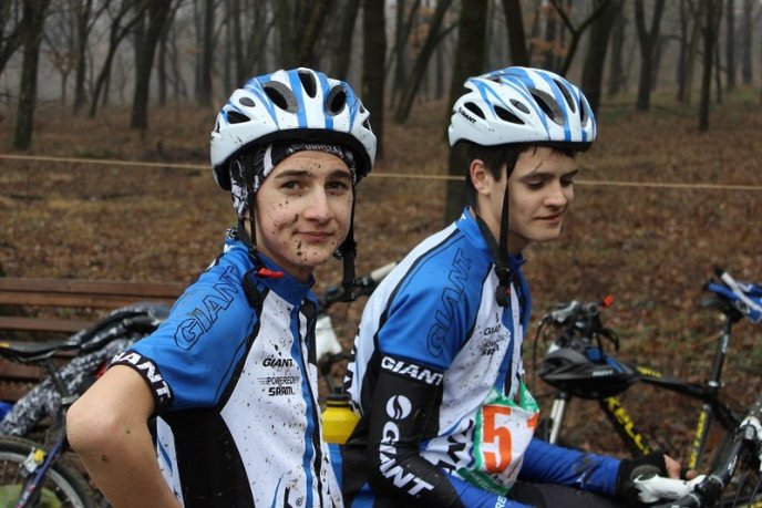 Мукачівці тріумфували на чемпіонаті Ужгороду з велосипедного туризму (ФОТОРЕПОРТАЖ) – 12