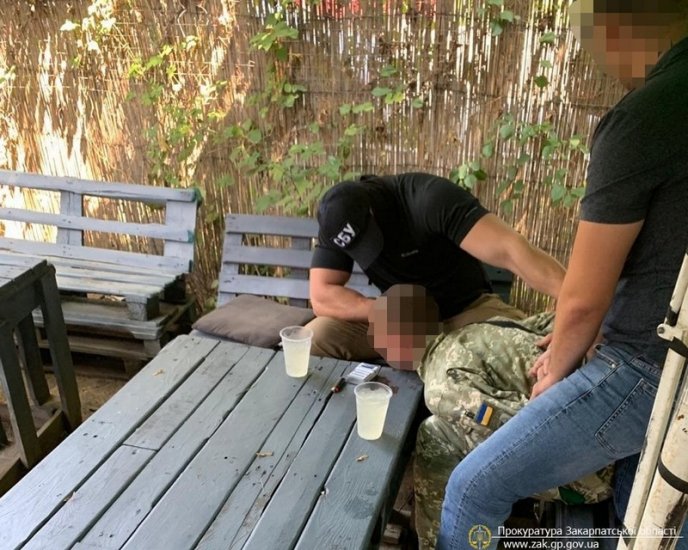 Прикордонник разом із підлеглими налагодили схему отримання хабарів – 02 Прикордонник разом із підлеглими налагодили схему отримання хабарів – 02