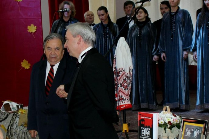 В Ужгороді представили книгу спогадів Левка Довговича – 03 В Ужгороді представили книгу спогадів Левка Довговича – 03