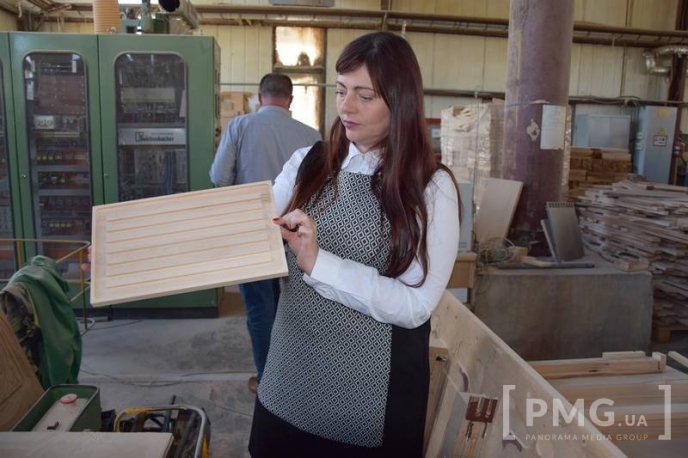 У Мукачеві виготовляють неймовірні дерев’яні вироби, які чудово впишуться в будь-який інтер’єр – 11