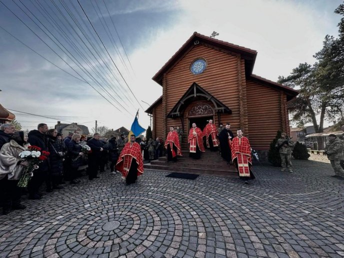 На Закарпатті поховали молодшого сержанта – 03
