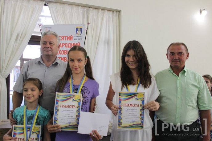 У Мукачеві нагородили переможців Міжнародного шахового фестивалю "Мукачівське літо 2016" – 21 У Мукачеві нагородили переможців Міжнародного шахового фестивалю "Мукачівське літо 2016" – 21