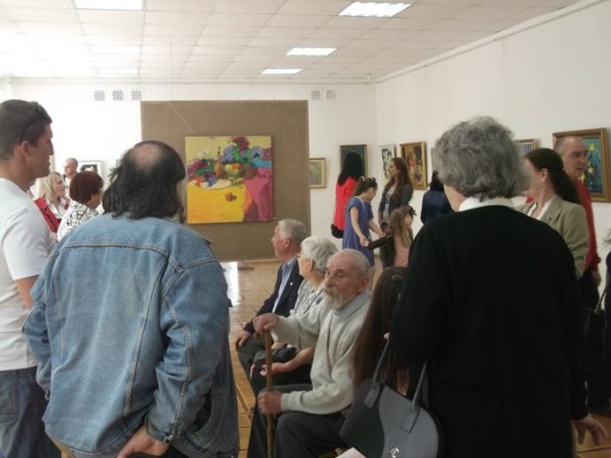 До Дня матері у Хусті відкрилась святкова виставка робіт художників – 02