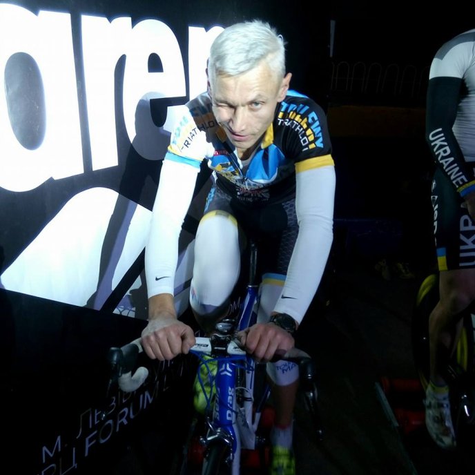 Переможець велогонки "Grand Prix Mukachevo 2016" встановив рекорд України з їзди на велотреку – 01 Переможець велогонки "Grand Prix Mukachevo 2016" встановив рекорд України з їзди на велотреку – 01