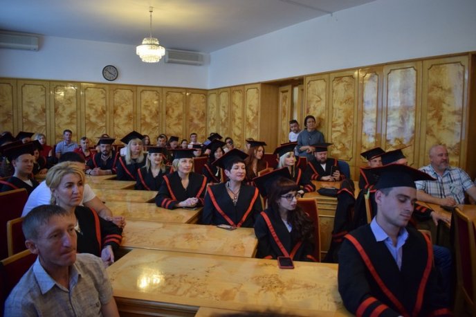 В Ужгороді вручили дипломи випускникам проєкту «Україна – Норвегія» – 01