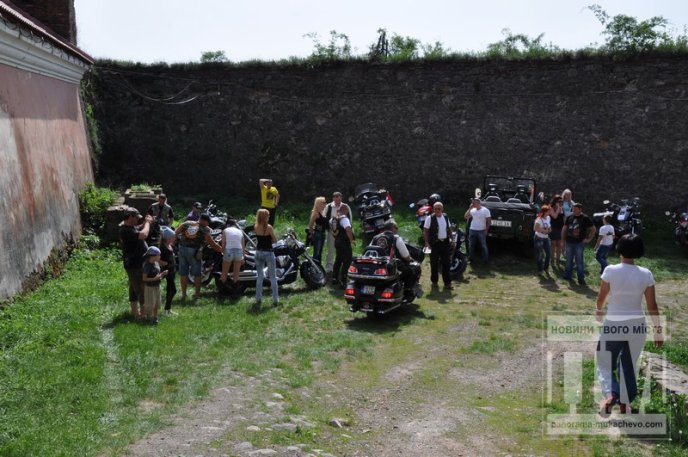 Як байкери у замку "Паланок" гуляли (ФОТОРЕПОРТАЖ)  – 09