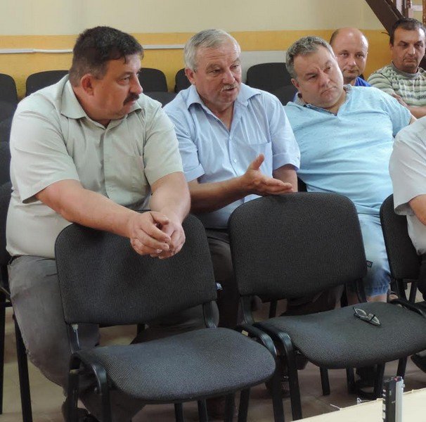 «Створення ОТГ є невідворотнім процесом і ним треба ґрунтовно займатися», – вважають у закарпатському селі Велика Добронь – 07  «Створення ОТГ є невідворотнім процесом і ним треба ґрунтовно займатися», – вважають у закарпатському селі Велика Добронь – 07