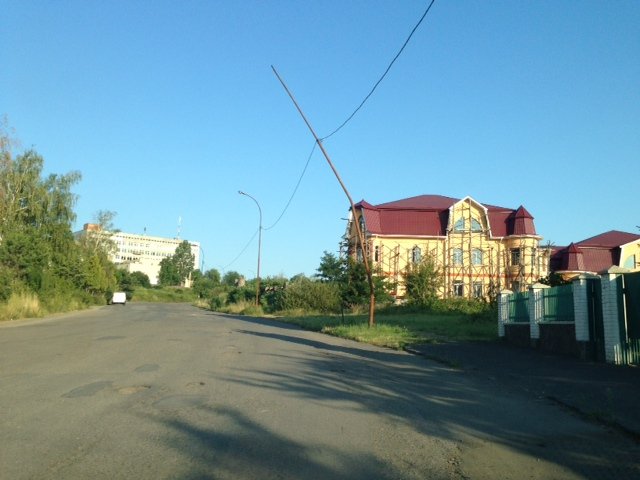 В Ужгороді стоїть "чудо-стовп" (ФОТОФАКТ) – 01