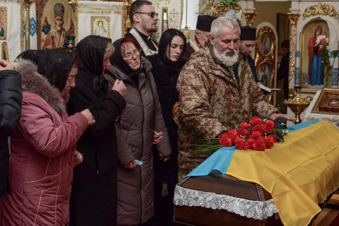 Чинадіївська громада сьогодні попрощалась із полеглим Героєм – 06 Чинадіївська громада сьогодні попрощалась із полеглим Героєм – 06
