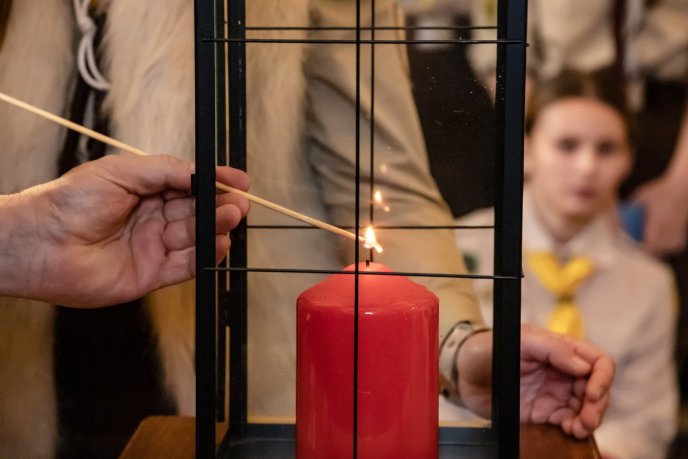 В Ужгороді отримали Вифлеємський вогонь миру – 01