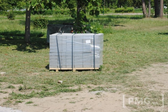 Парк Перемоги у Мукачеві: робота по облаштуванню триває – 02 Парк Перемоги у Мукачеві: робота по облаштуванню триває – 02