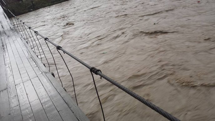 У Міжгір’ї через зливи піднявся рівень води у річці Ріка – 06