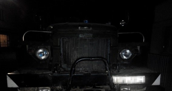 На Рахівщині поліцейські затримали авто з нелегальною деревиною – 01