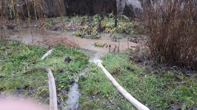 На трасі "Київ-Чоп" відкрили рух для вантажівок – 06