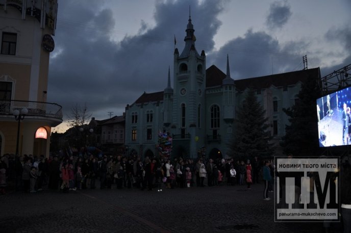 День Святого Мартина у Мукачеві: смачні наїдки, запашне вино і насичена культурна програма (ФОТО) – 17
