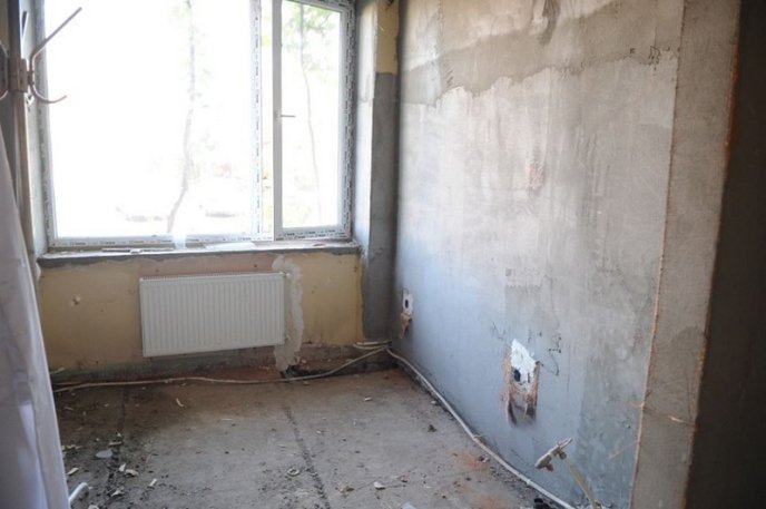 В Ужгороді вперше за 30 років капітально ремонтують амбулаторію – 06