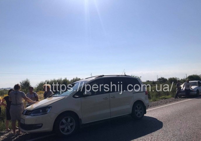 ЗМІ повідомляють про ДТП на Іршавщині – 03