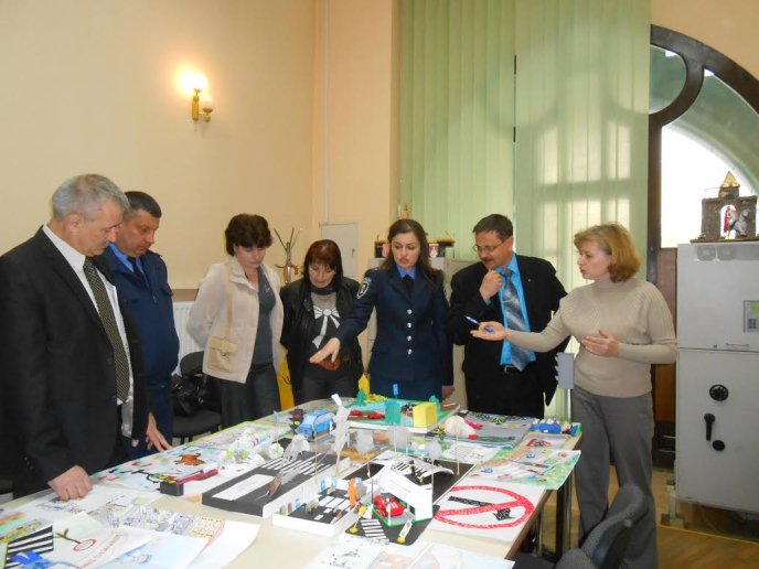 Молоде покоління Мукачева за безпеку дорожнього руху (ФОТО) – 01