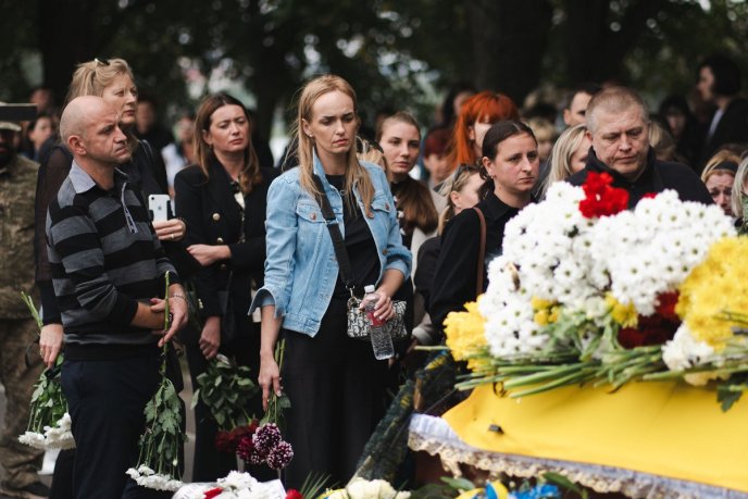 В Ужгороді поховали Героя, який загинув під Бахмутом – 02