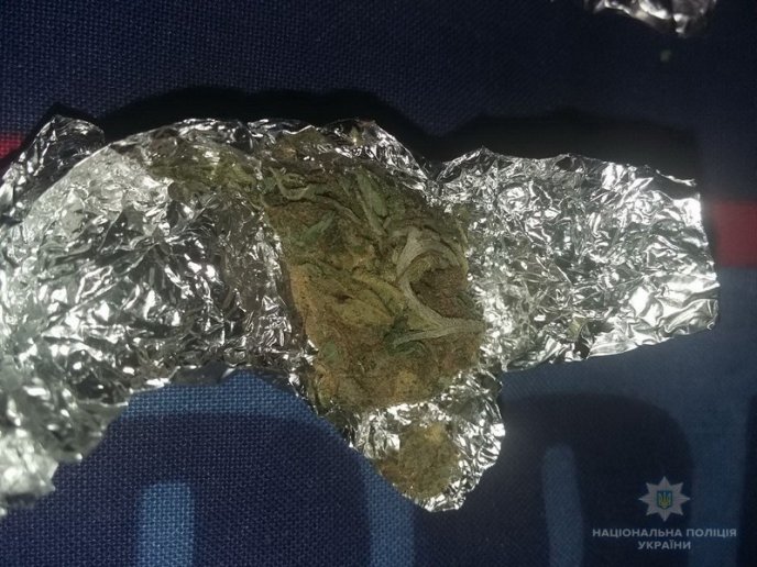 У 24-річного мукачівця поліція знайшла наркотики – 02