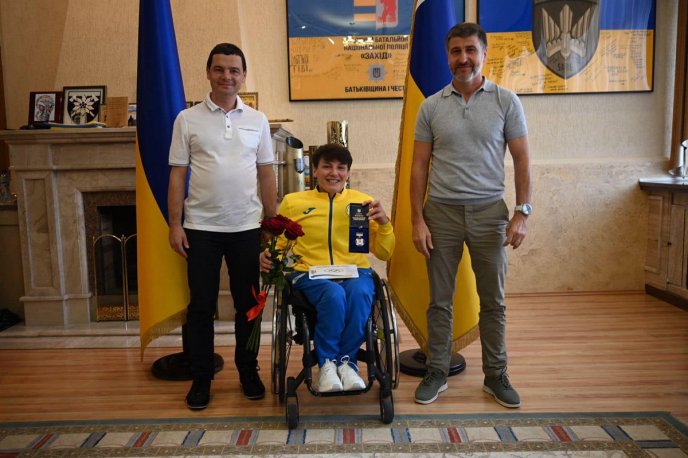 На Закарпатті нагородили спортсменів-паралімпійців – 01