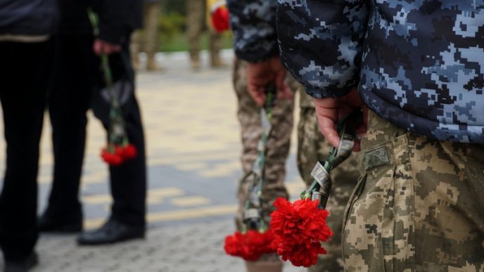 У Мукачеві поховали загиблого Героя – 03