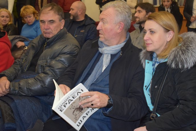 В Ужгороді презентували альбом «Адальберт Ерделі. Шаржі» – 07